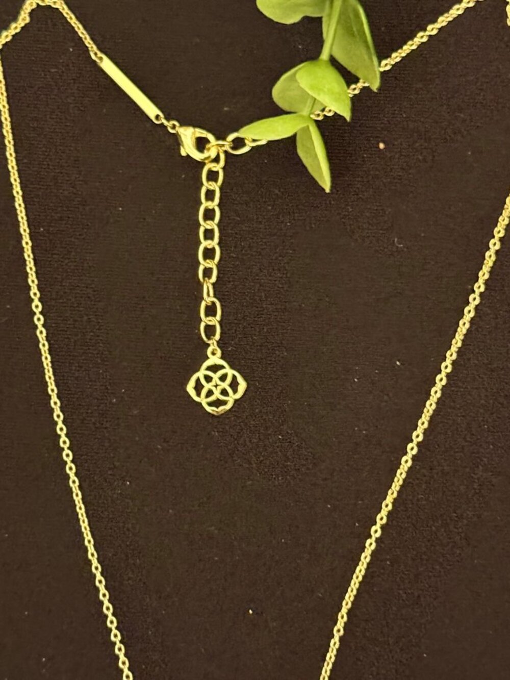 Kendra Scott Elisa Gold Emerald Green Necklace - Picture 8 of 10
